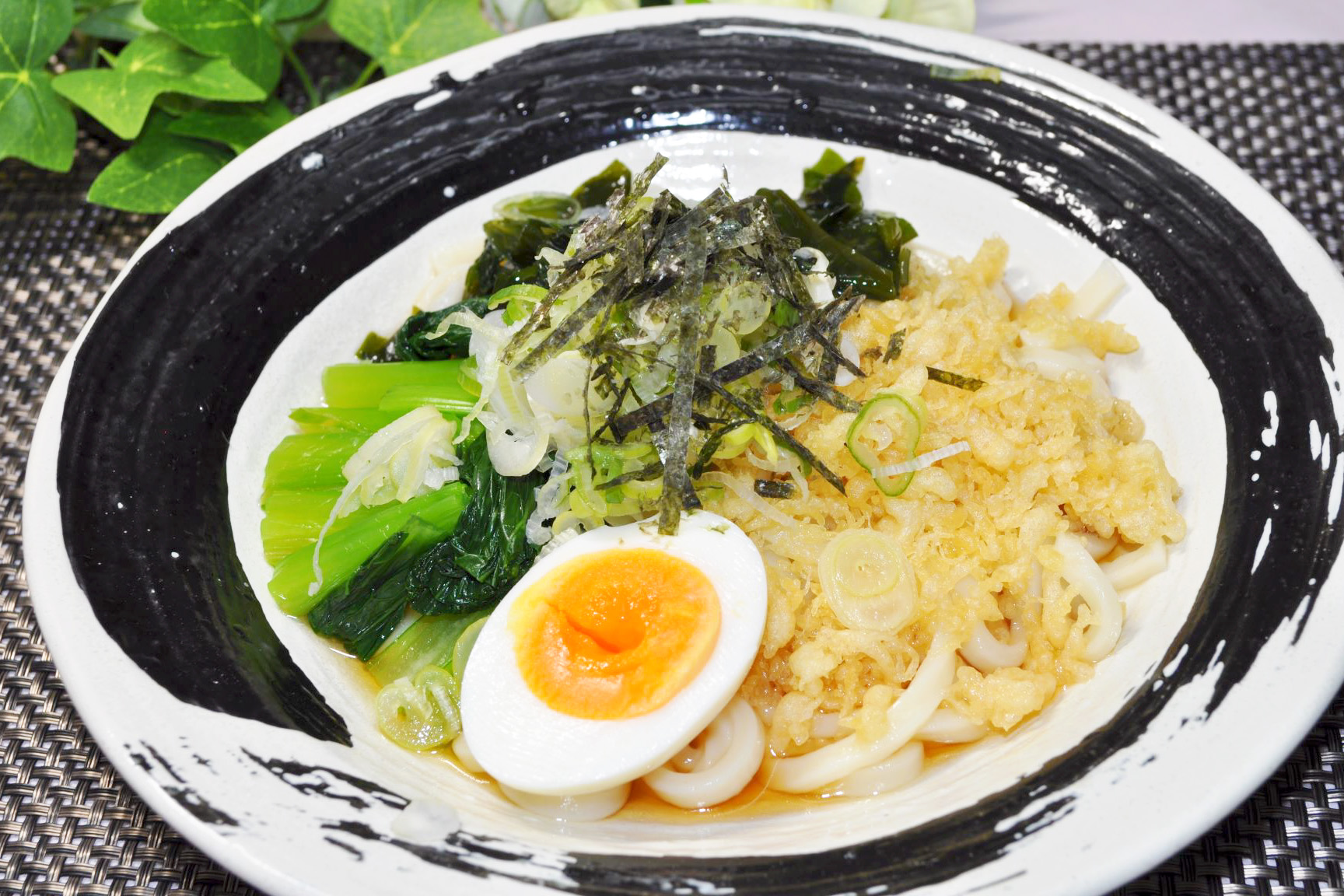 冷やしたぬきうどん