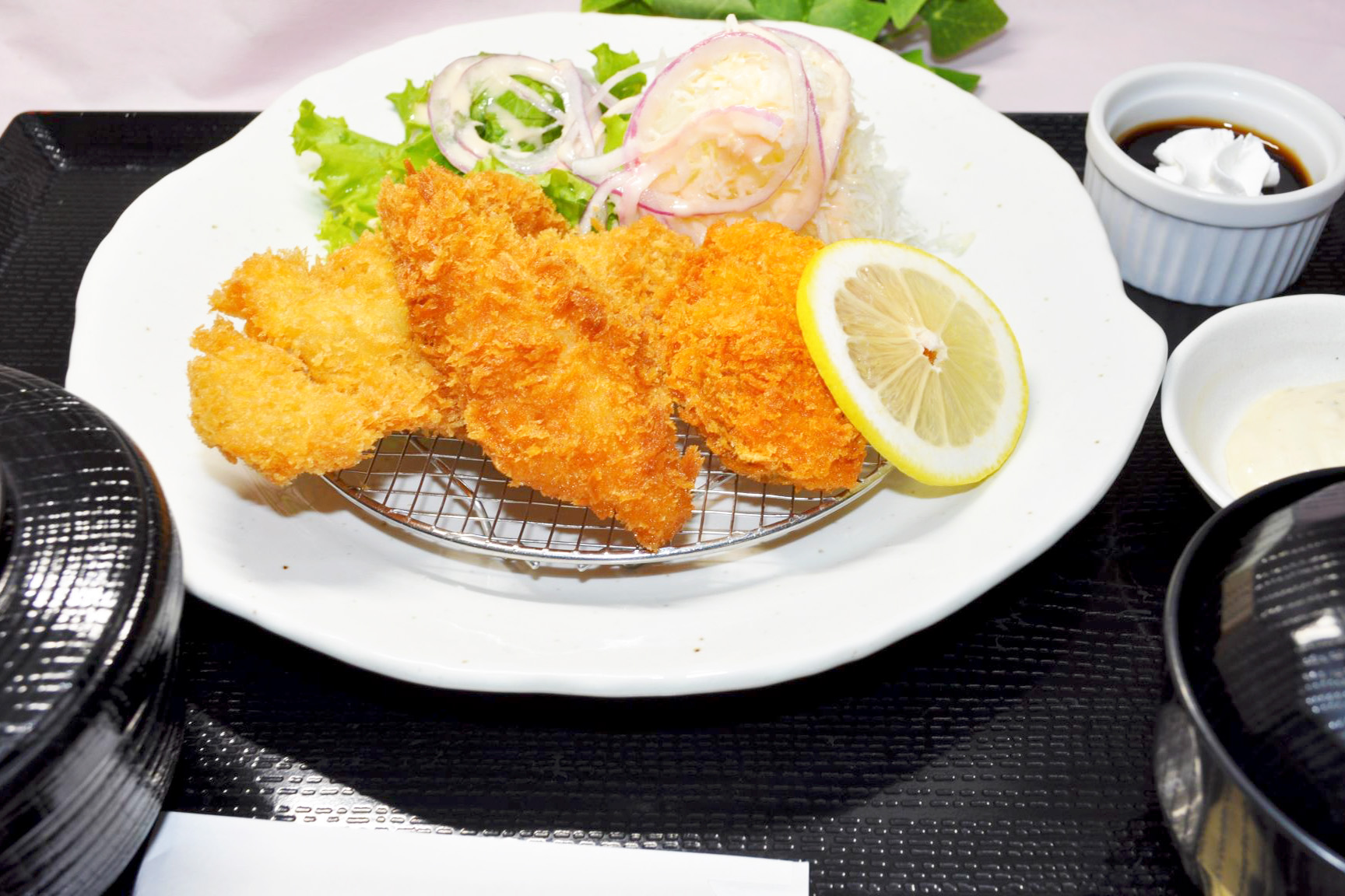 ミックスフライ定食